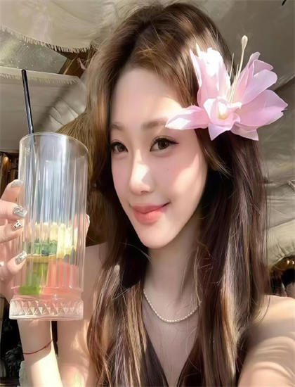 文化分析：走向西部中的文化符号与象征意义的解读 理解文化认同的建构过程